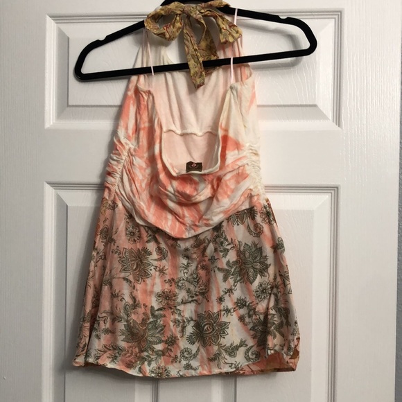 Language Halter Top size Medium - Picture 2 of 3